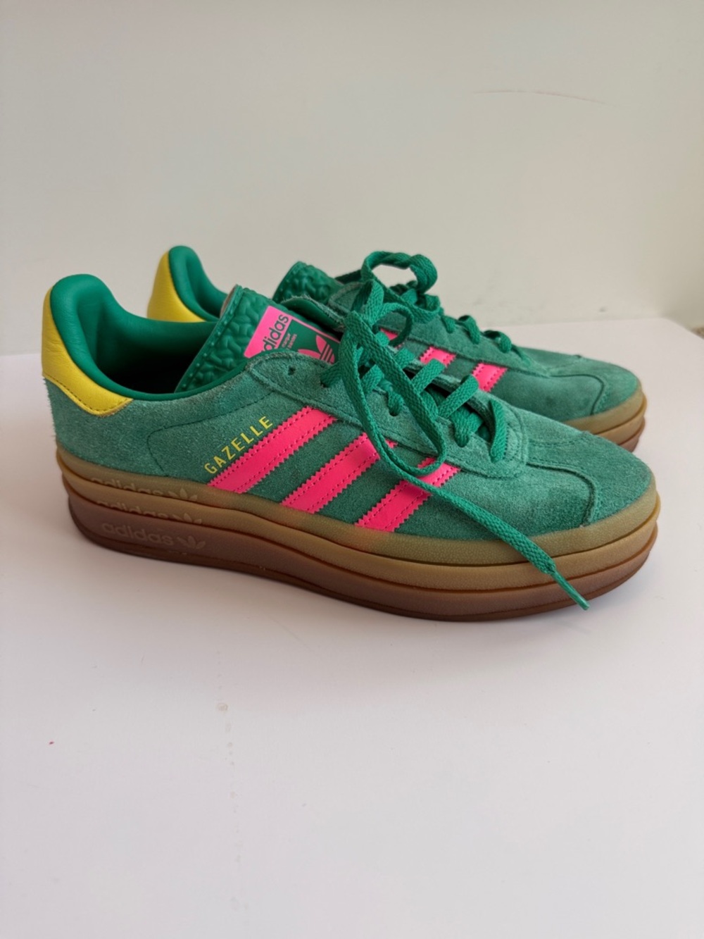 NWOT adidas Gazelle Platform Sneaker size 7 bold Green Pink Stripes Yellow